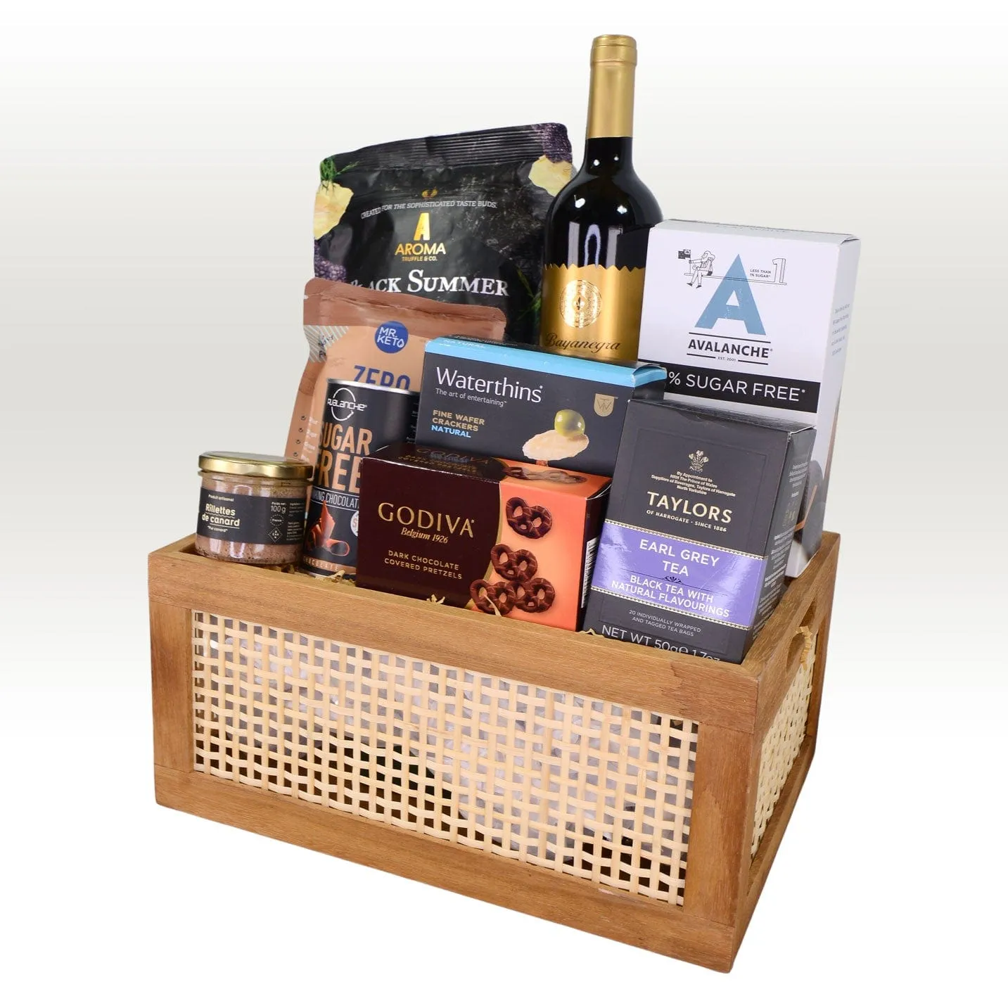 DELICIOUS TREATS GIFT HAMPER