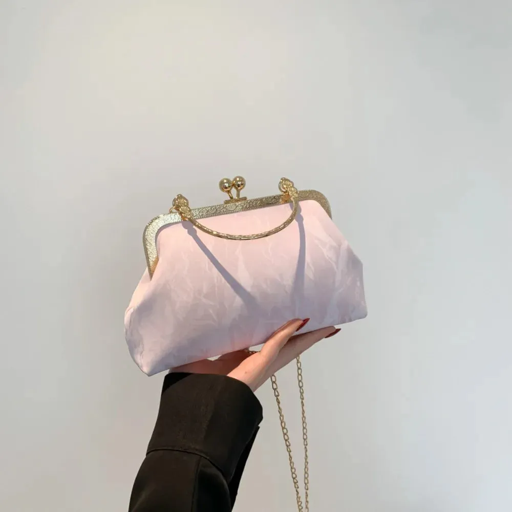 Gold Velvet Evening Bag 2024 French Vintage Luxury Chain Purse Elegant Fashion Purse Wedding Party