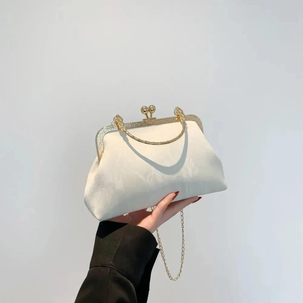 Gold Velvet Evening Bag 2024 French Vintage Luxury Chain Purse Elegant Fashion Purse Wedding Party
