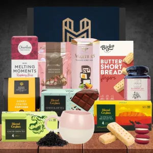 Her favourite Tea & Cookie Hamper