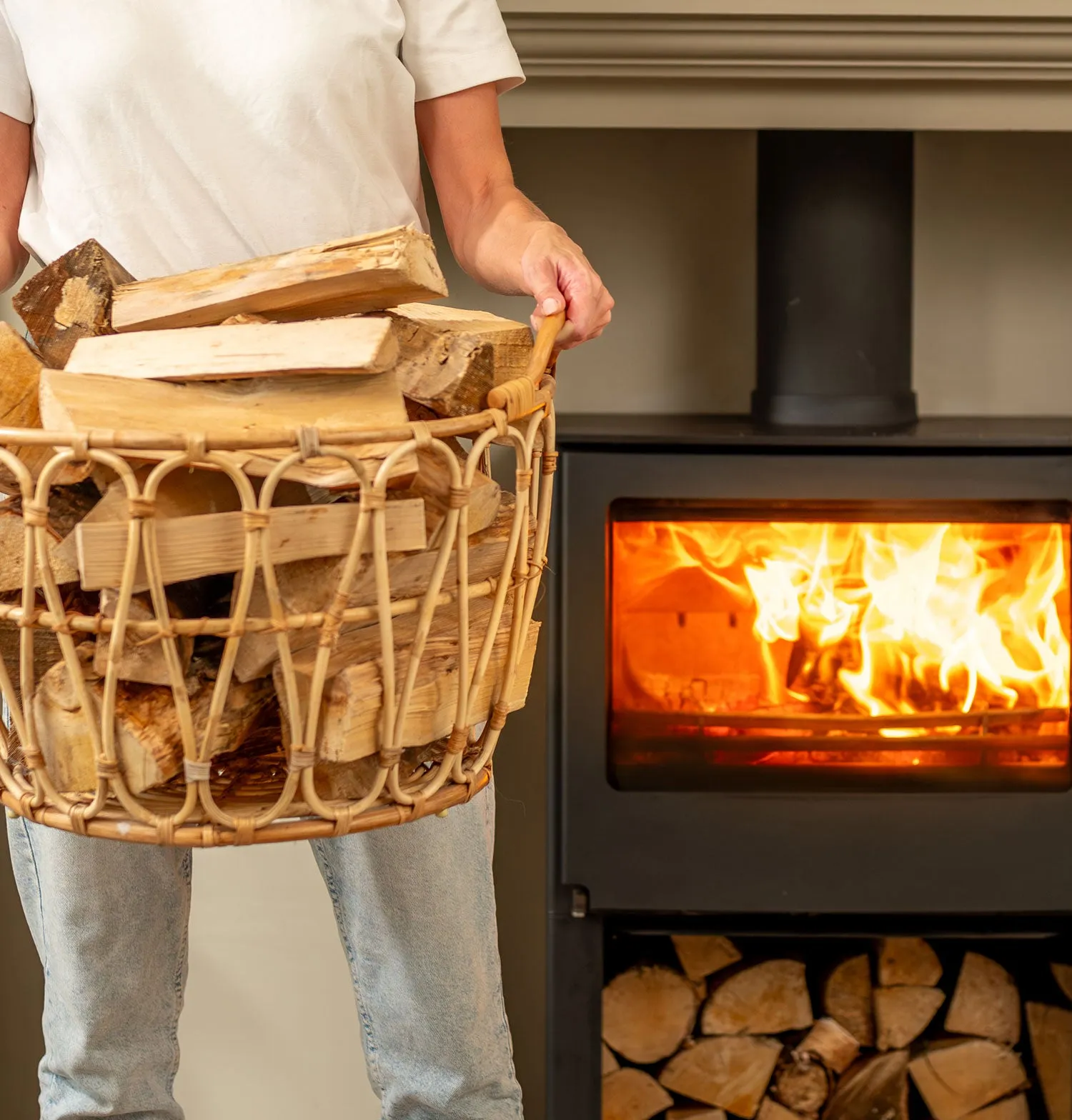 Kiln Dried Logs Subscribe & Save Bundle (x5 Handy Bags, x3 Twizlers, x3 Kindling)