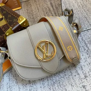 LOV2 Bags - Fashion Bags  1048