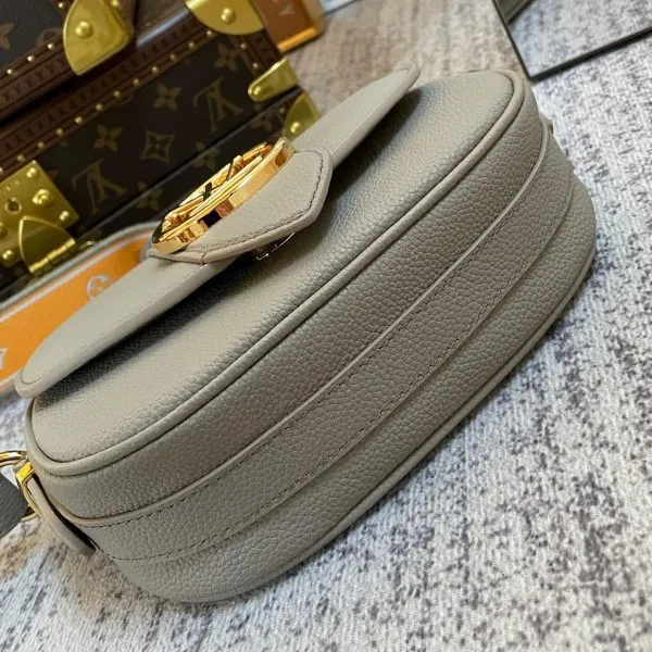 LOV2 Bags - Fashion Bags  1048