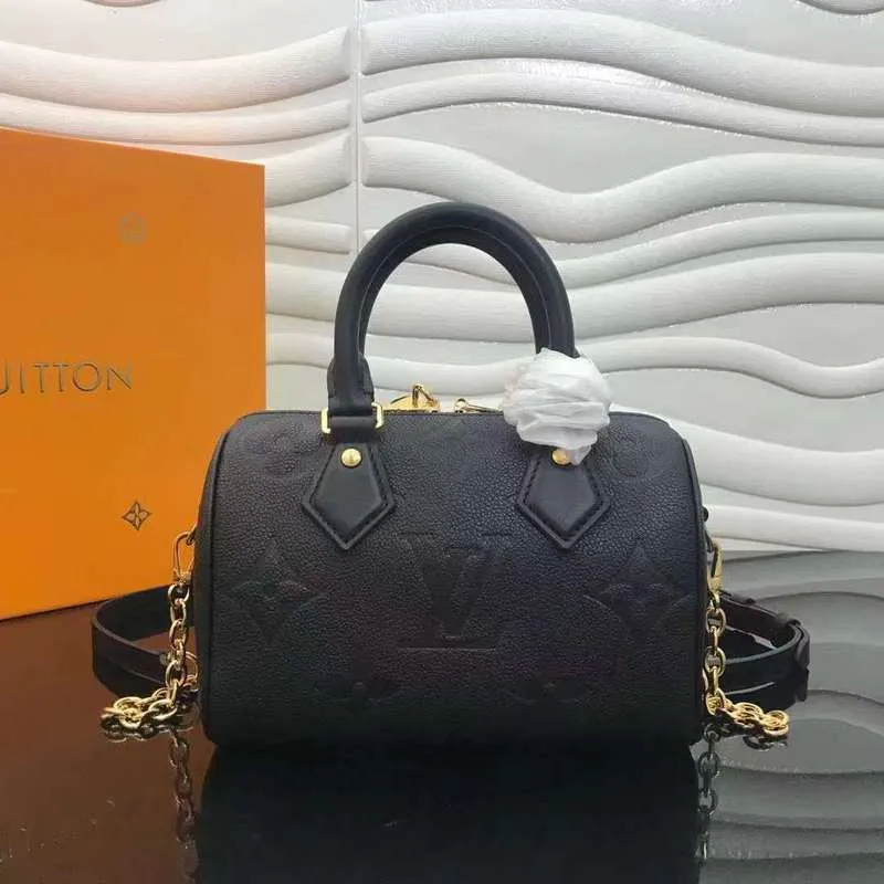 LOV2 Bags - Fashion Bags  1100