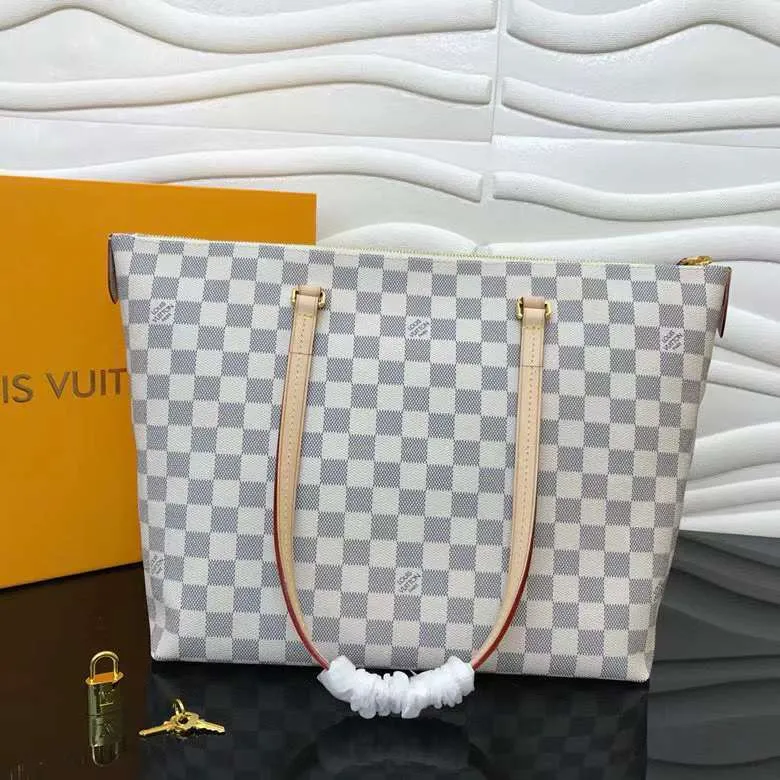 LOV2 Bags - Fashion Bags  1132