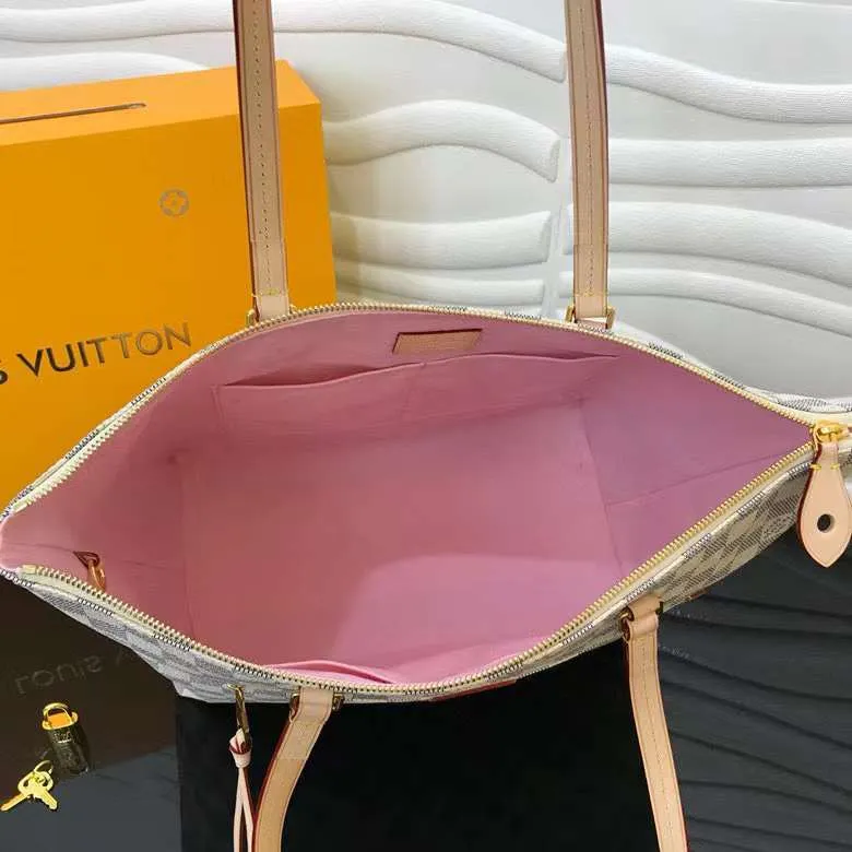 LOV2 Bags - Fashion Bags  1132