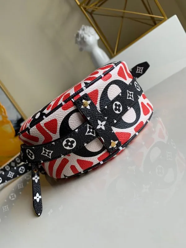 LOV2 Bags - Fashion Bags  1348