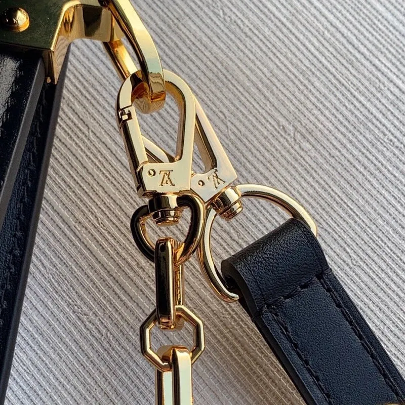 LOV2 Bags - Fashion Bags  1428