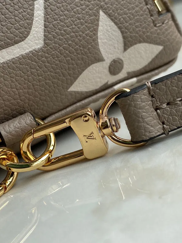 LOV2 Bags - Fashion Bags  1576