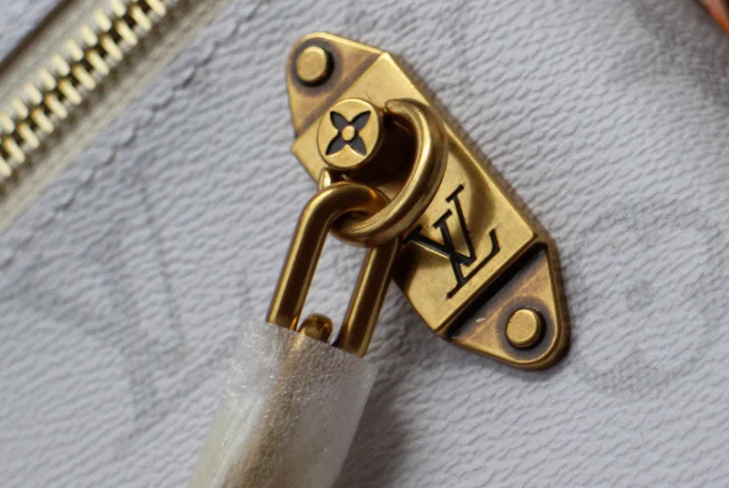 LOV2 Bags - Fashion Bags  1616