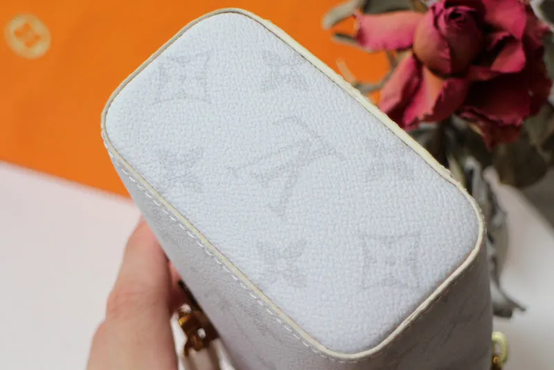 LOV2 Bags - Fashion Bags  1616