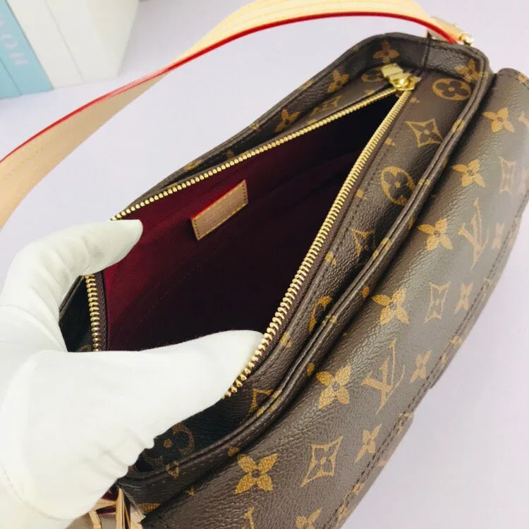 LOV2 Bags - Fashion Bags  1713