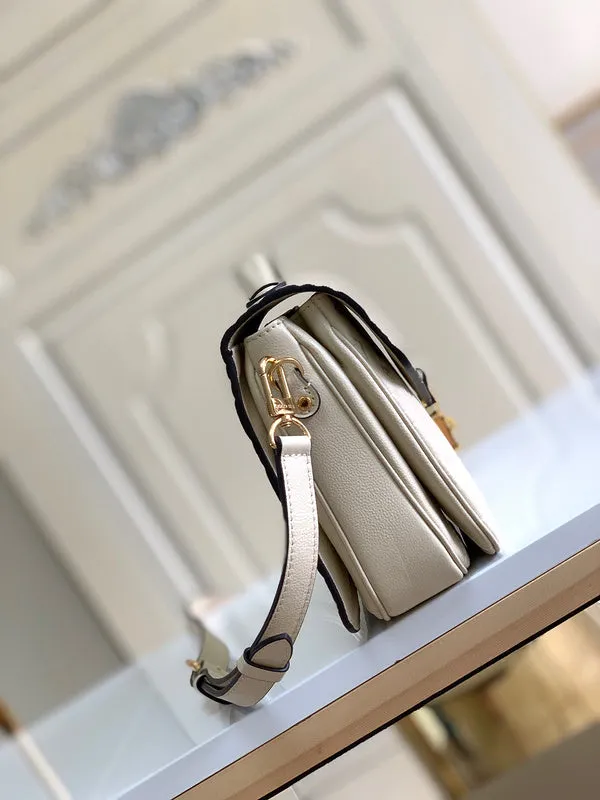 LOV2 Bags - Fashion Bags  1807