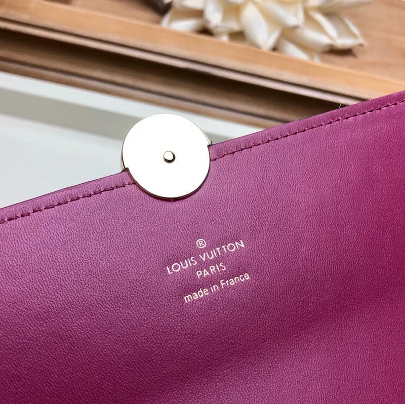 LOV2 Bags - Fashion Bags  2036