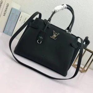 LOV2 Bags - Fashion Bags  2047