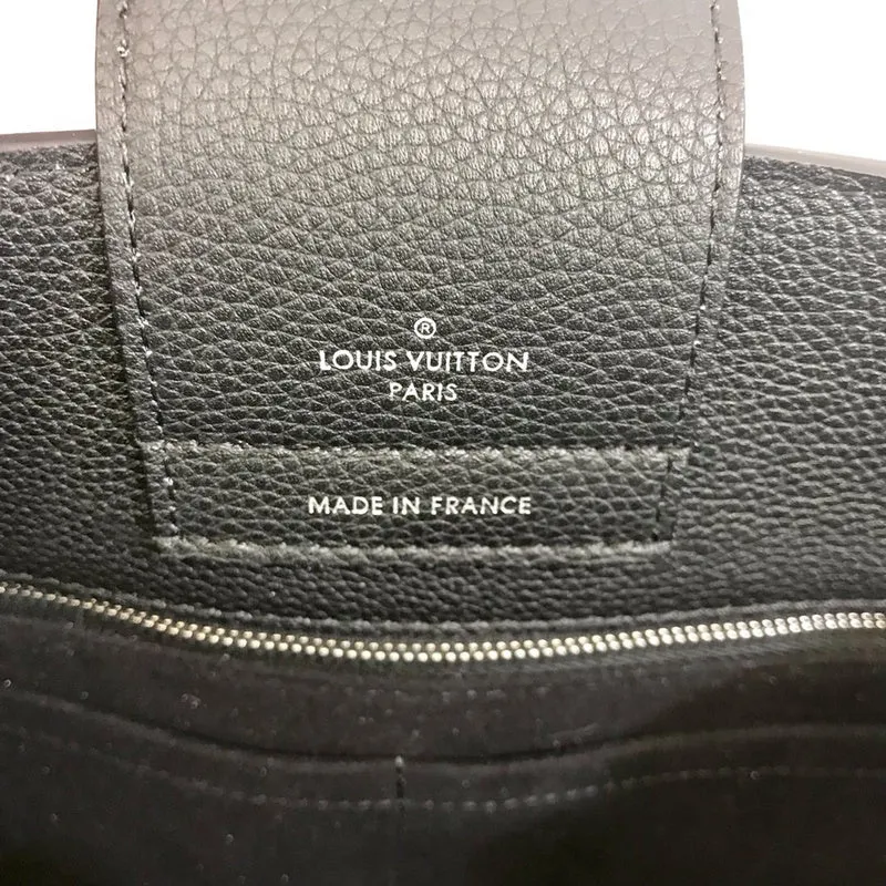 LOV2 Bags - Fashion Bags  2047