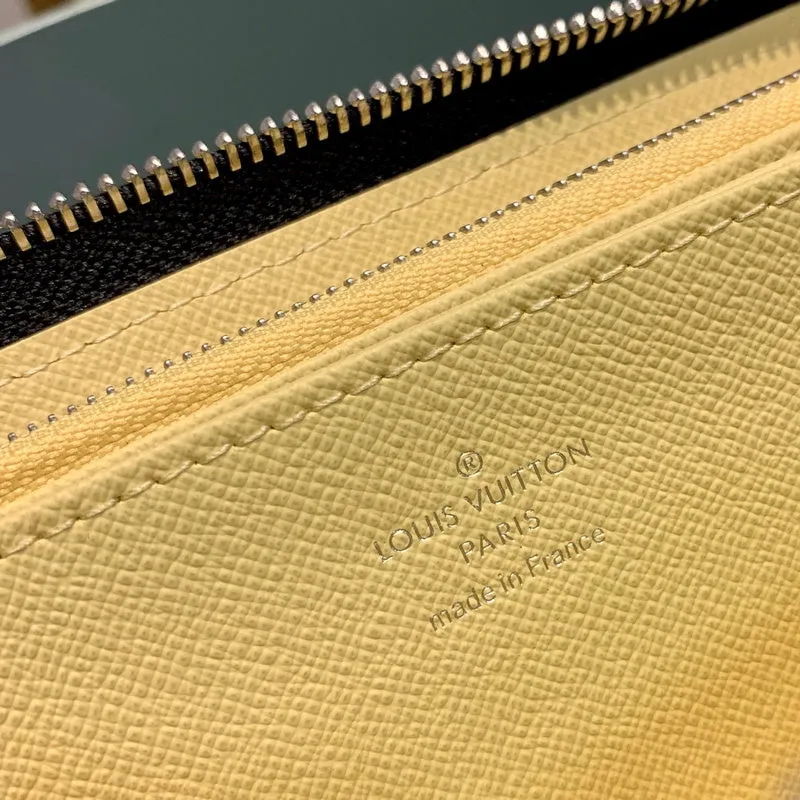 LOV2 Bags - Fashion Bags  2382