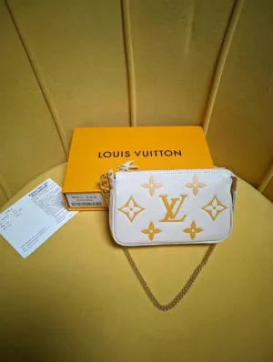 LOV2 Bags - Fashion Bags  2470