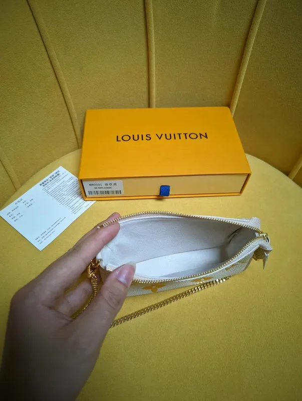 LOV2 Bags - Fashion Bags  2470