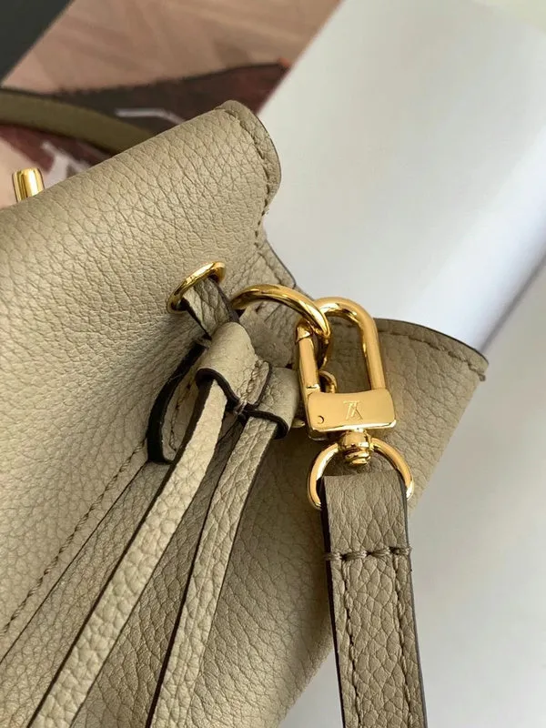 LOV2 Bags - Fashion Bags  2582
