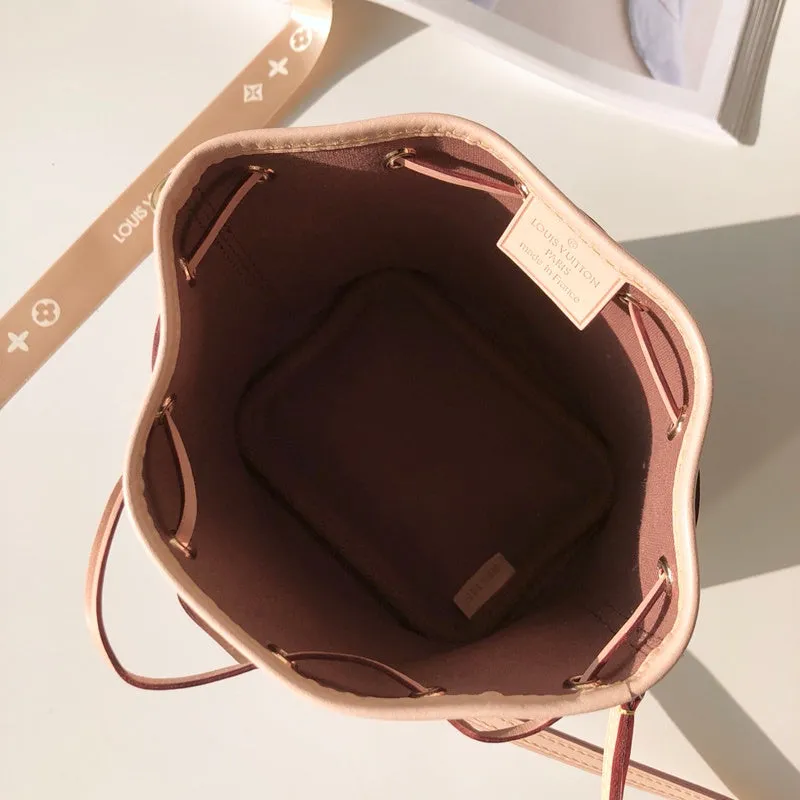 LOV2 Bags - Fashion Bags  2681
