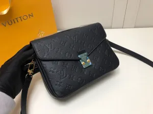 LOV2 Bags - Fashion Bags  785