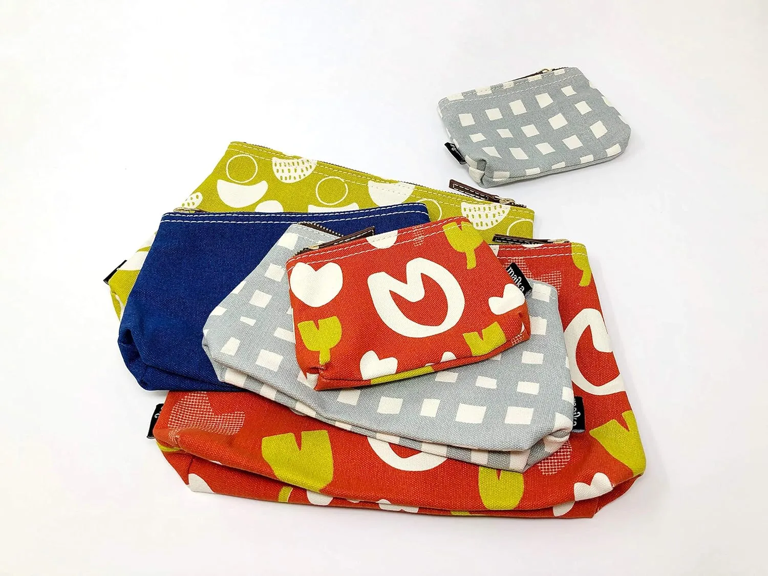 MAIKA Recycled Canvas Travel Pouch
