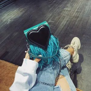 New design fashion feathers heart pu leather Party Casual female totes ladies handbag chain shoulder bag phone purse flap