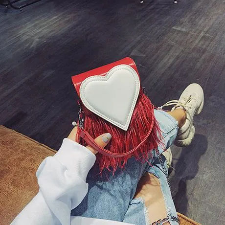 New design fashion feathers heart pu leather Party Casual female totes ladies handbag chain shoulder bag phone purse flap