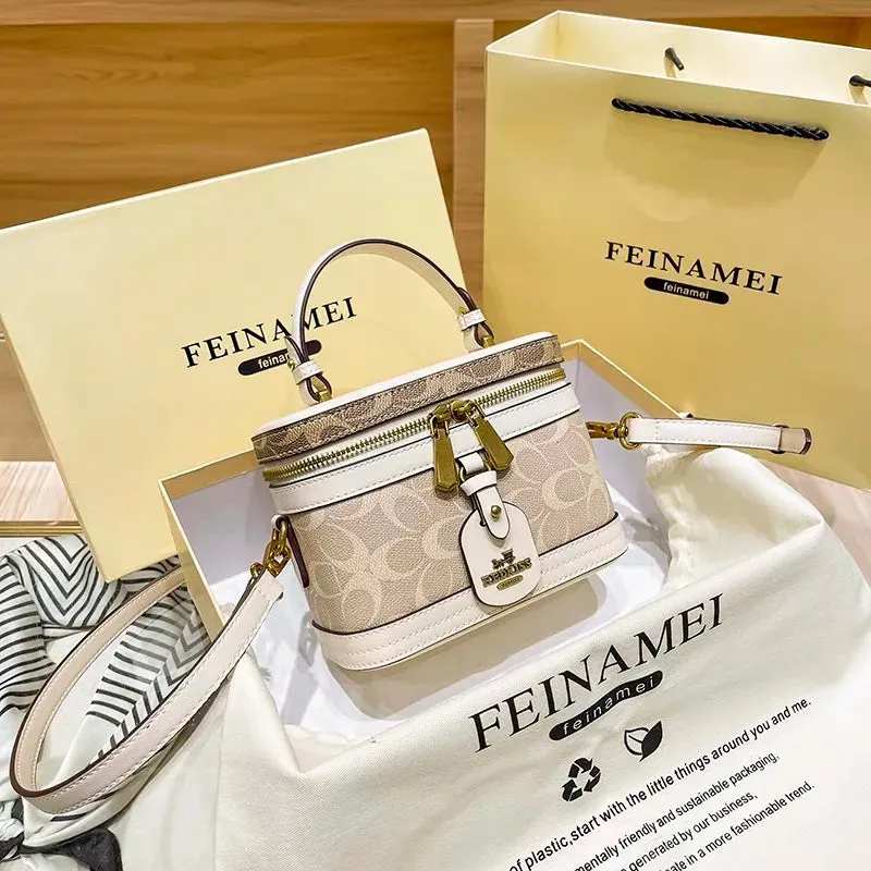 New minimalist and fashionable small , high-end carriage box bag
