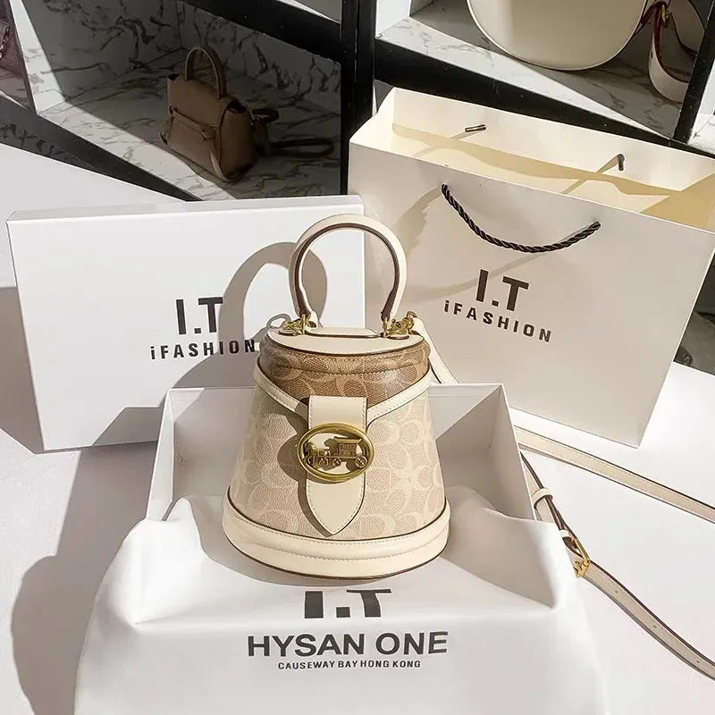 New minimalist and fashionable small , high-end carriage box bag