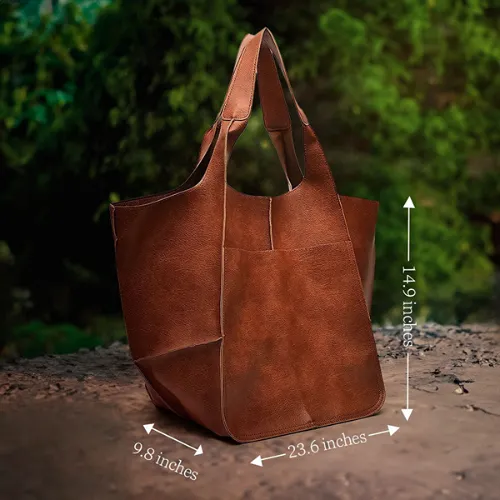 Sereluna’s Graceful Aura | Vintage Leather Shoulder Tote