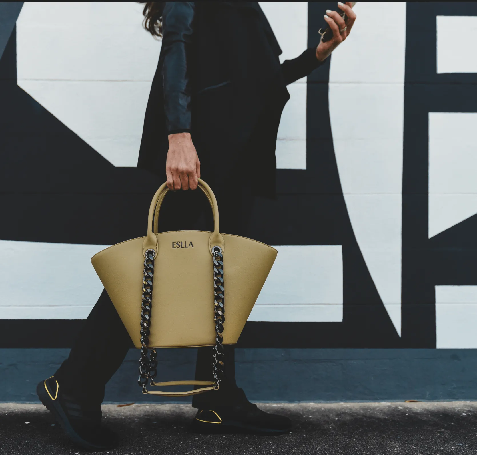 Seva Vegan Cactus Leather Tote | Beige Sand
