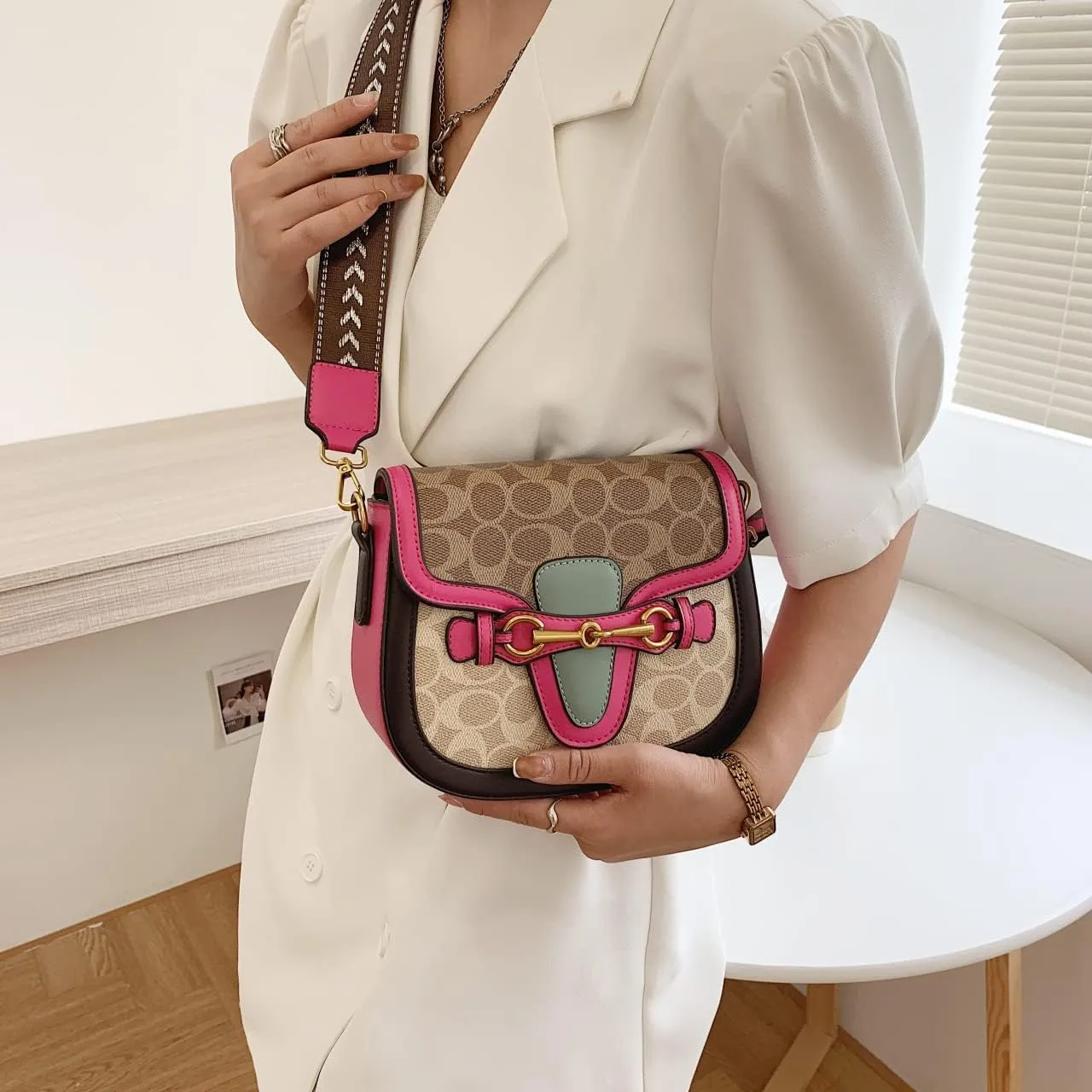 Small Crossbody Bags for Women - Artificial Leather Purse Handbag - Fashion Design - Golden Buckle