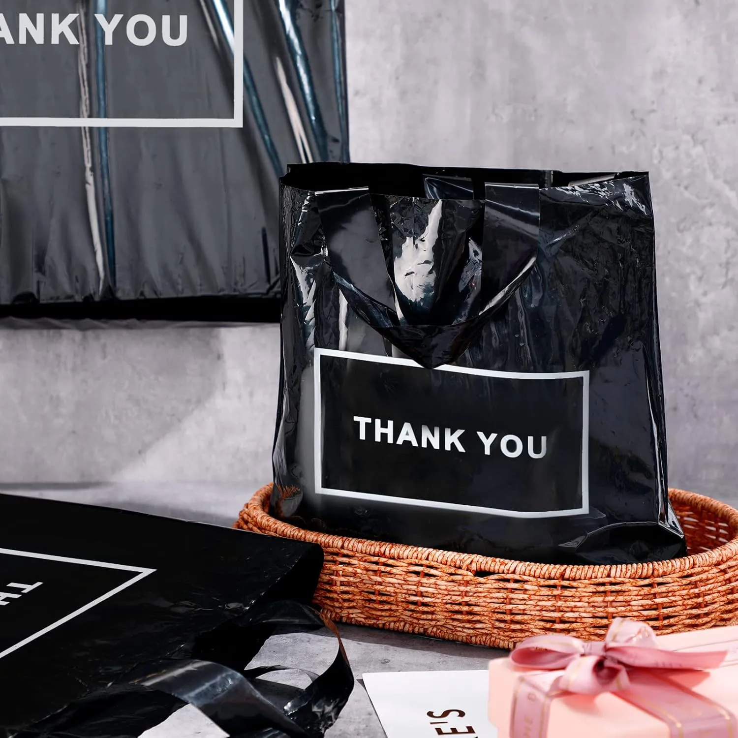 Teling 200 Pcs Thank You Plastic Bags Bulk Thank You Merchandise Bags for Wedding Business, 9 x 12'', 12 x 15'', 15 x 18''(Black)