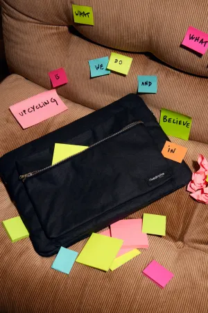 Vivienne, the 15" Laptop Sleeve - Recycled cotton Black