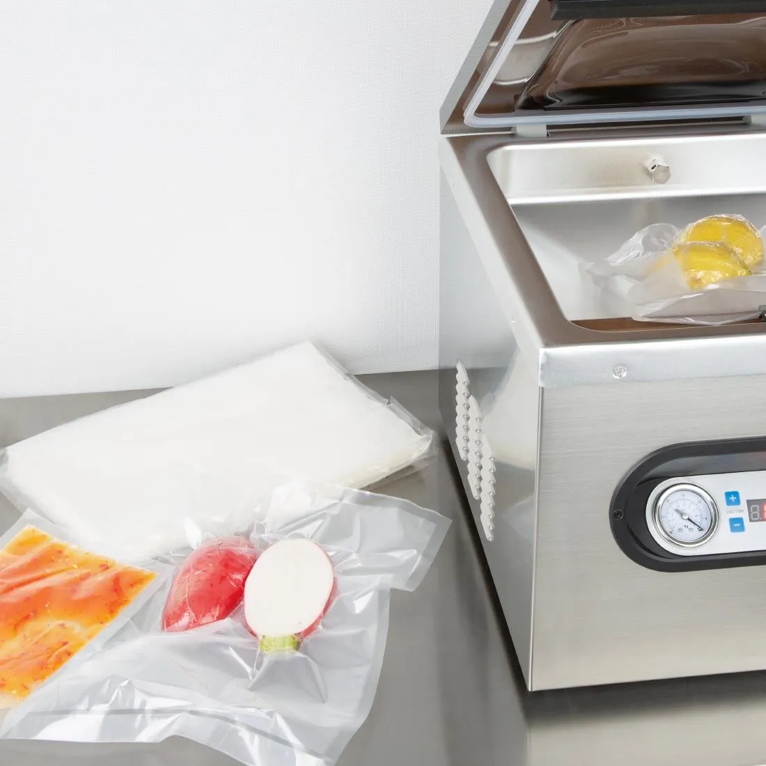 Vogue Vacuum Sealer Bags Embossed 400x600mm (50 Pack)
