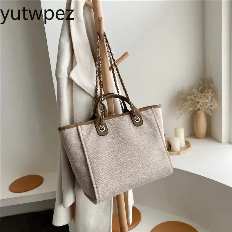 Women's Bag Large Capacity Bag Trendy Versatile Small Crowd Shoulder Bag Luxury Designer Handbag 2024 Bolsa Feminina Messenger